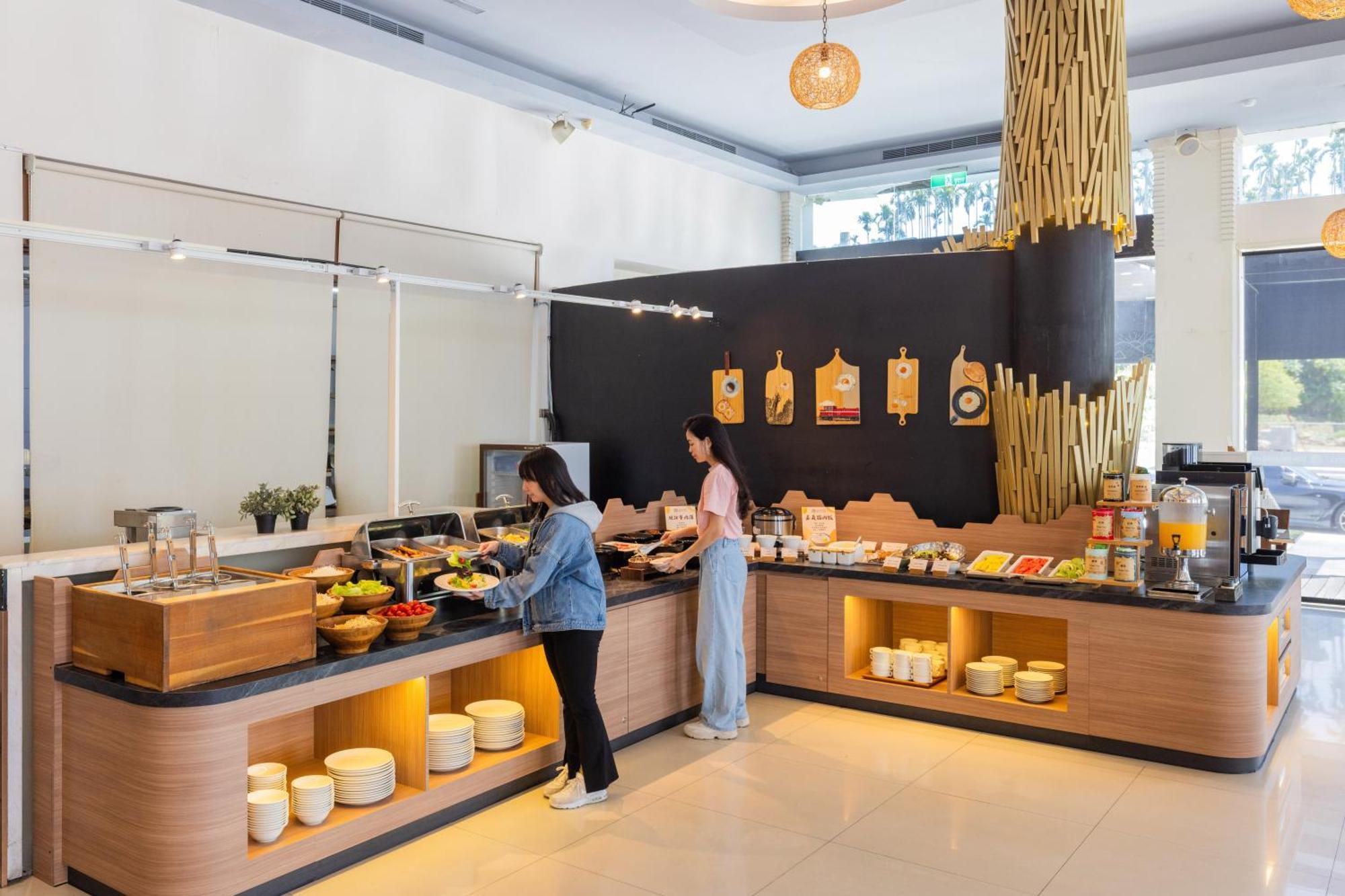 Sun Dialogue Hotel-By Cosmos Creation Chiayi City Luaran gambar